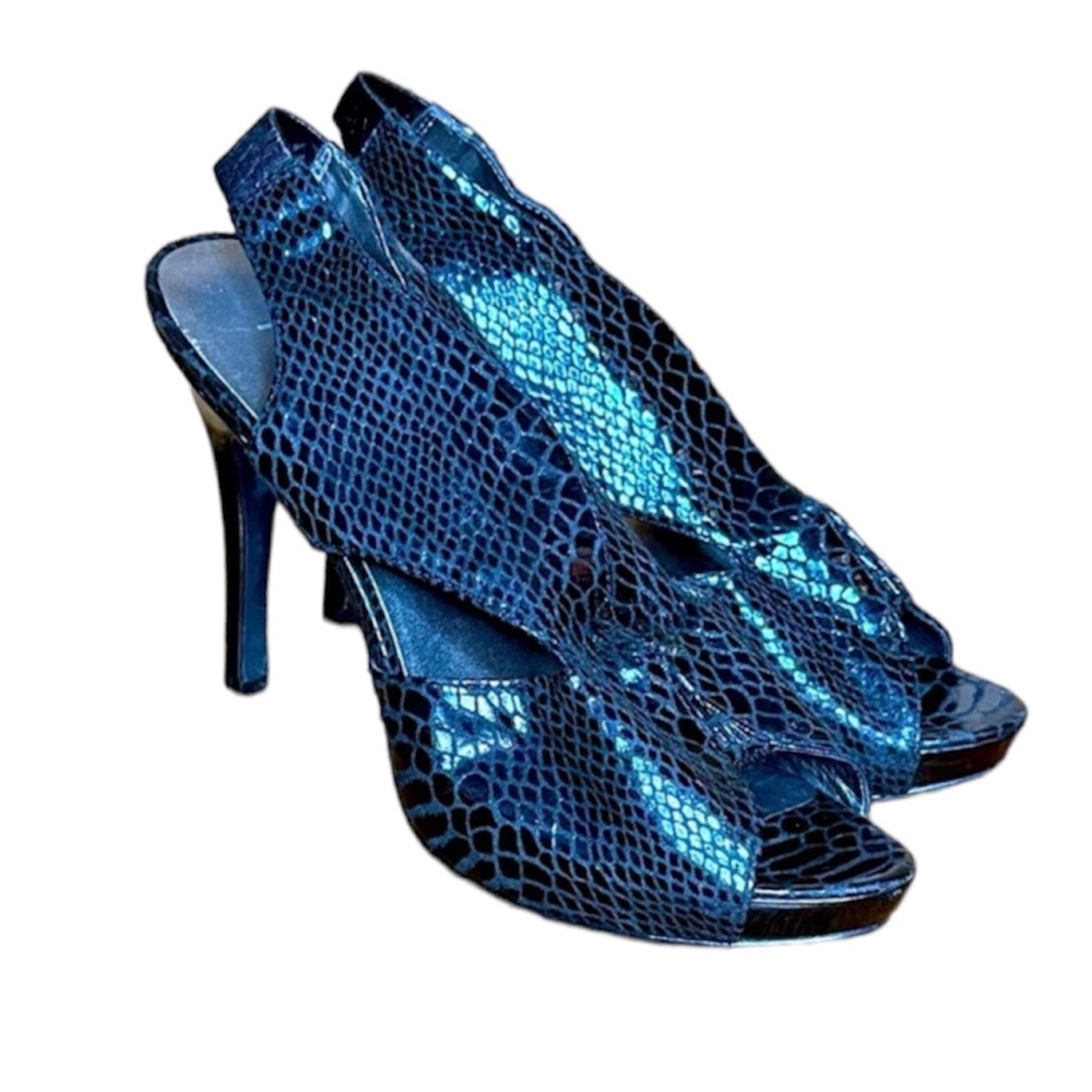 Moda Spana Black Snakeskin Pattern Black Heels 7.5